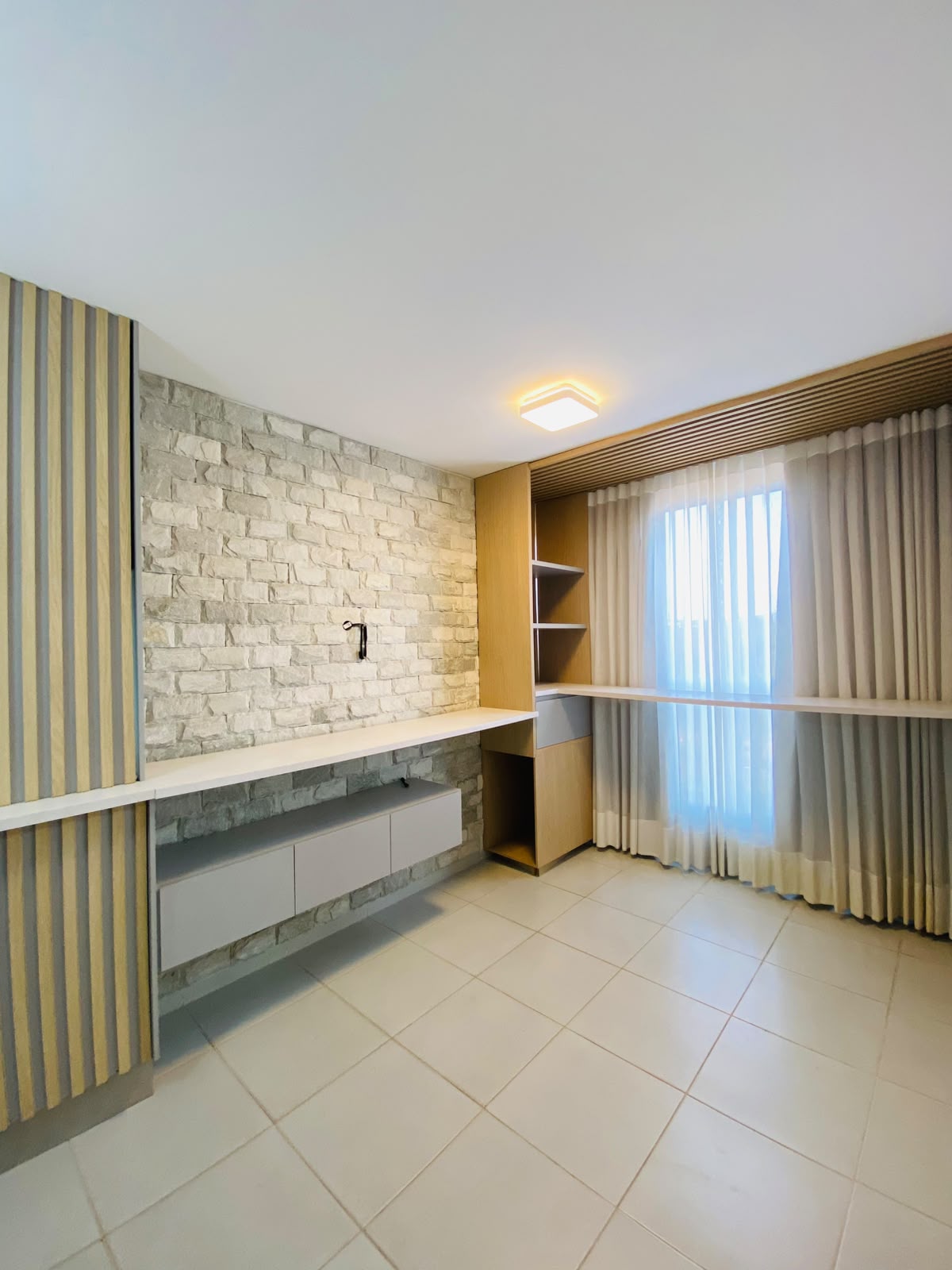Apartamento em NOVO MUNDO — foto 3