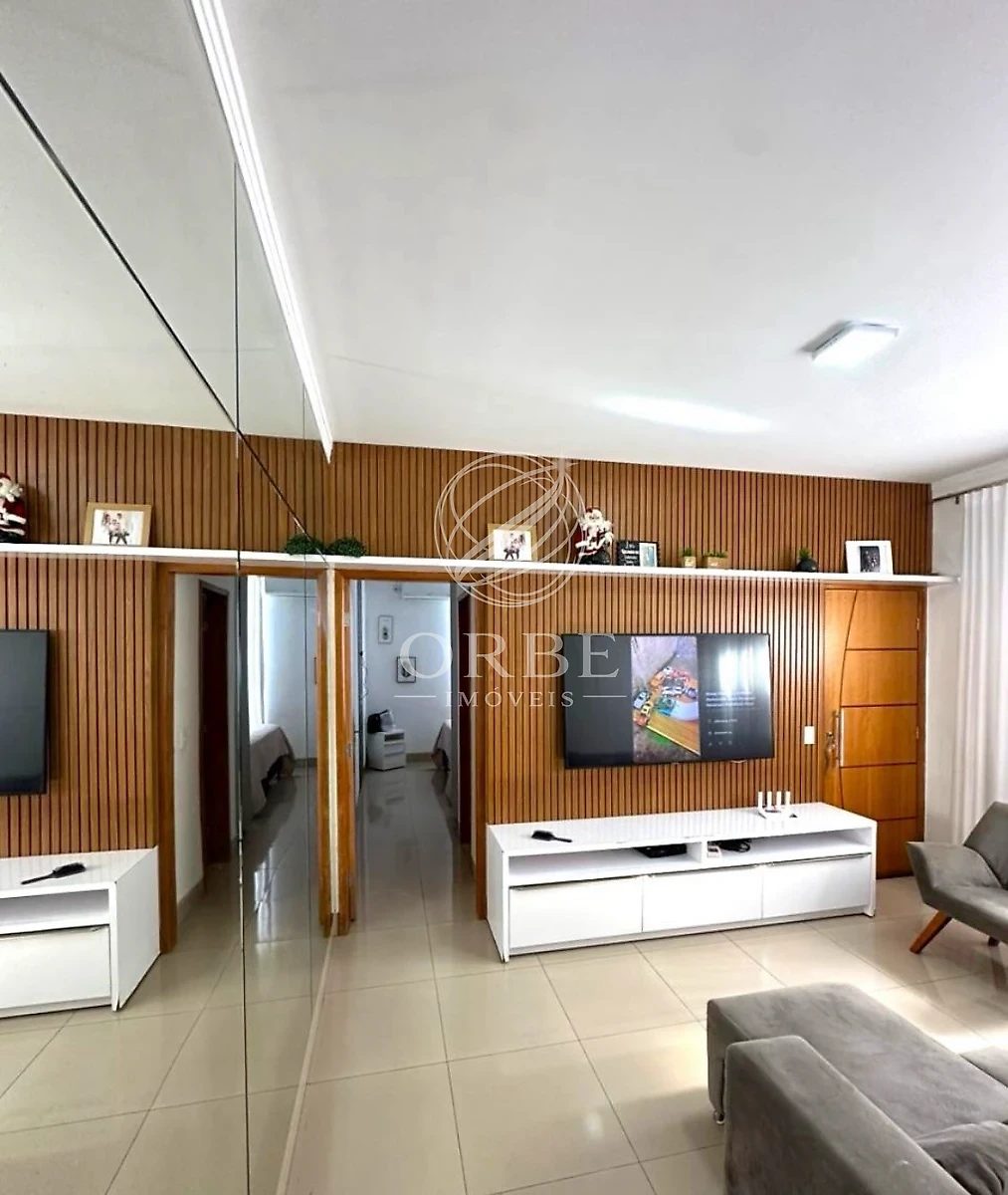 Casa em Jardim Ipiranga, Aparecida de Goiânia, foto 2